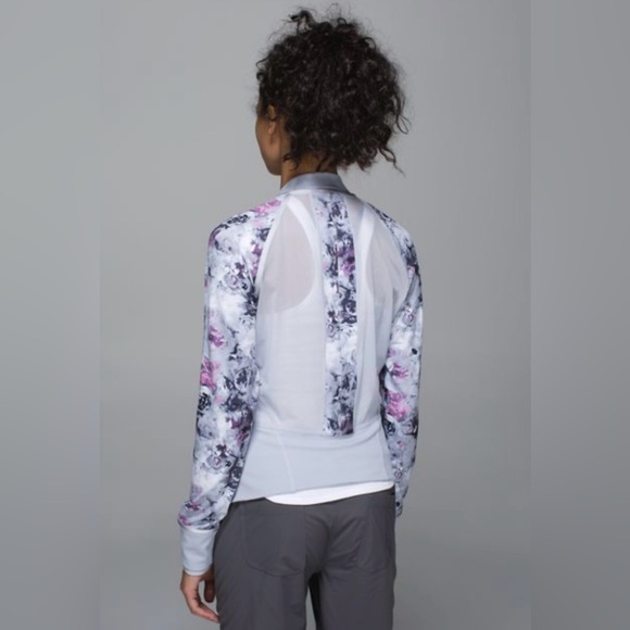 Lululemon If Your Lucky Jacket - Moody Mirage White Deep Navy Silver Fox - Picture 2 of 8